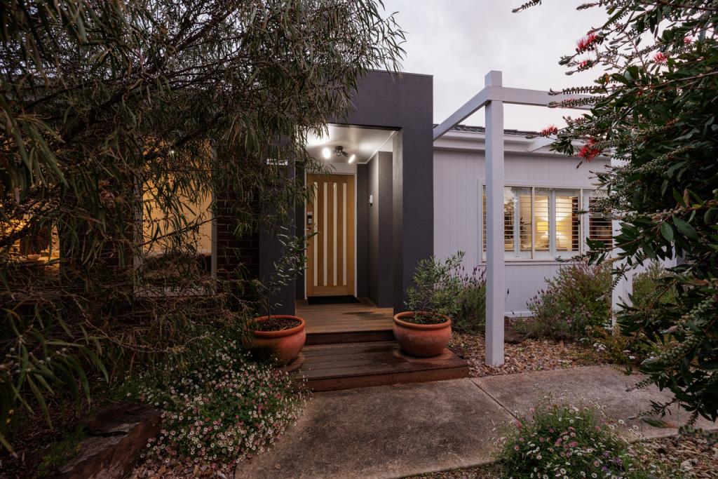 15 Rosella Gr, Cowes, VIC 3922