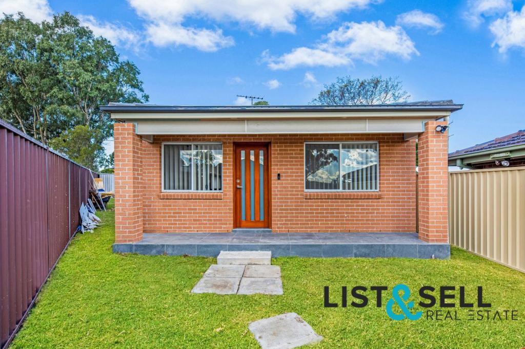11a Lisson Pl, Minto, NSW 2566
