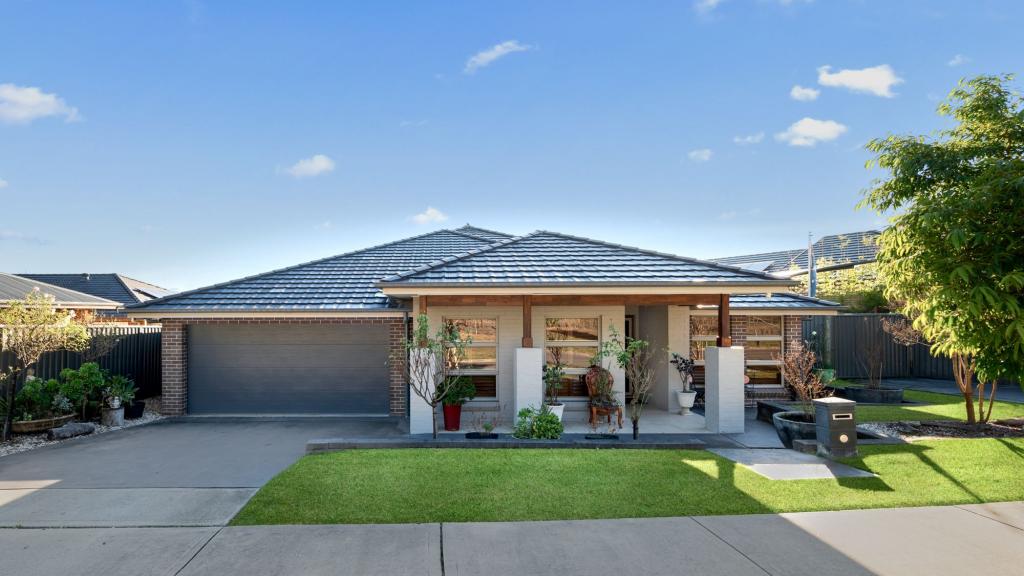 122 JUBILEE DR, JORDAN SPRINGS, NSW 2747