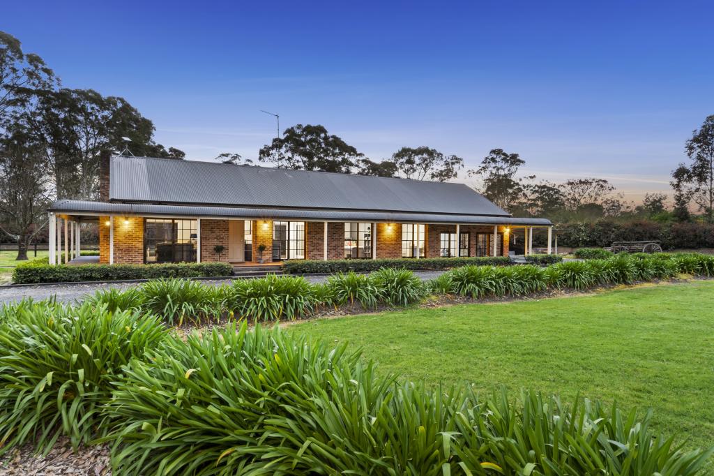 1 Godalla Rd, Freemans Reach, NSW 2756