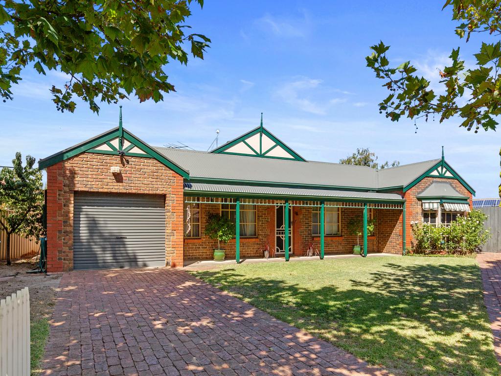 4 Askill Ct, Morphett Vale, SA 5162