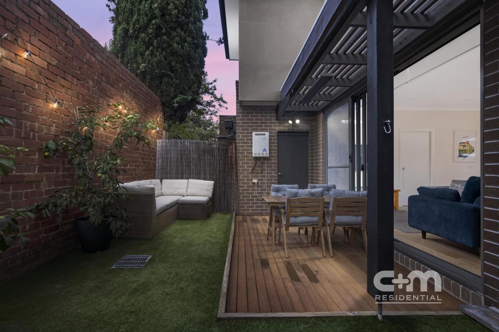 2/21 Margaret St, Oak Park, VIC 3046