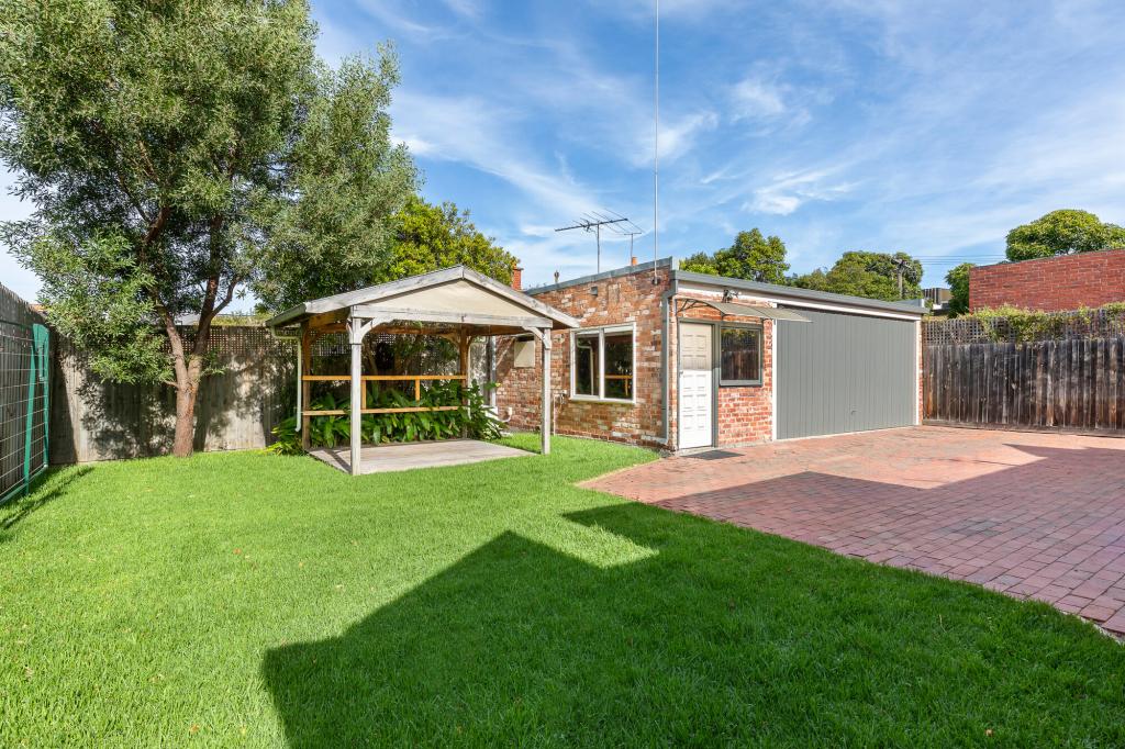 10 Hillcrest Ave, Brighton, VIC 3186