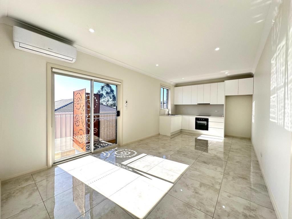 36a Fenton Cres, Minto, NSW 2566