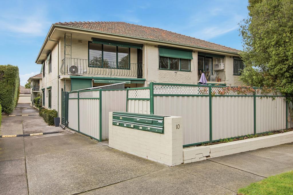 4/10 ST HUBERTS RD, CARNEGIE, VIC 3163