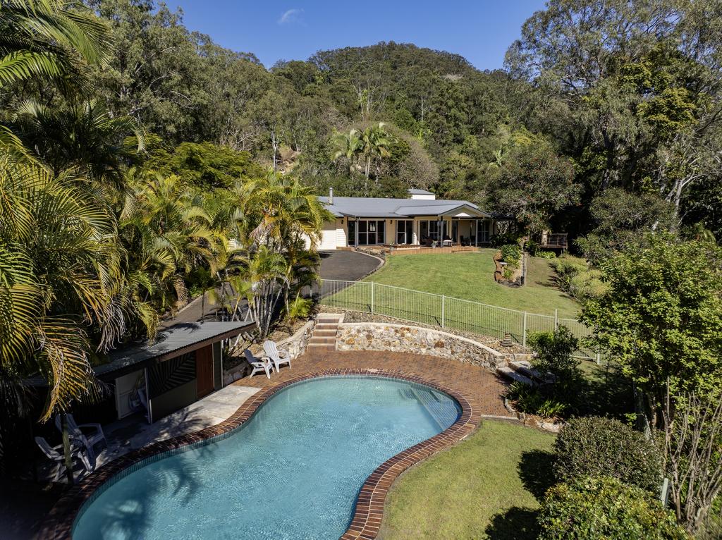 239 Towen Mount Rd, Towen Mountain, QLD 4560