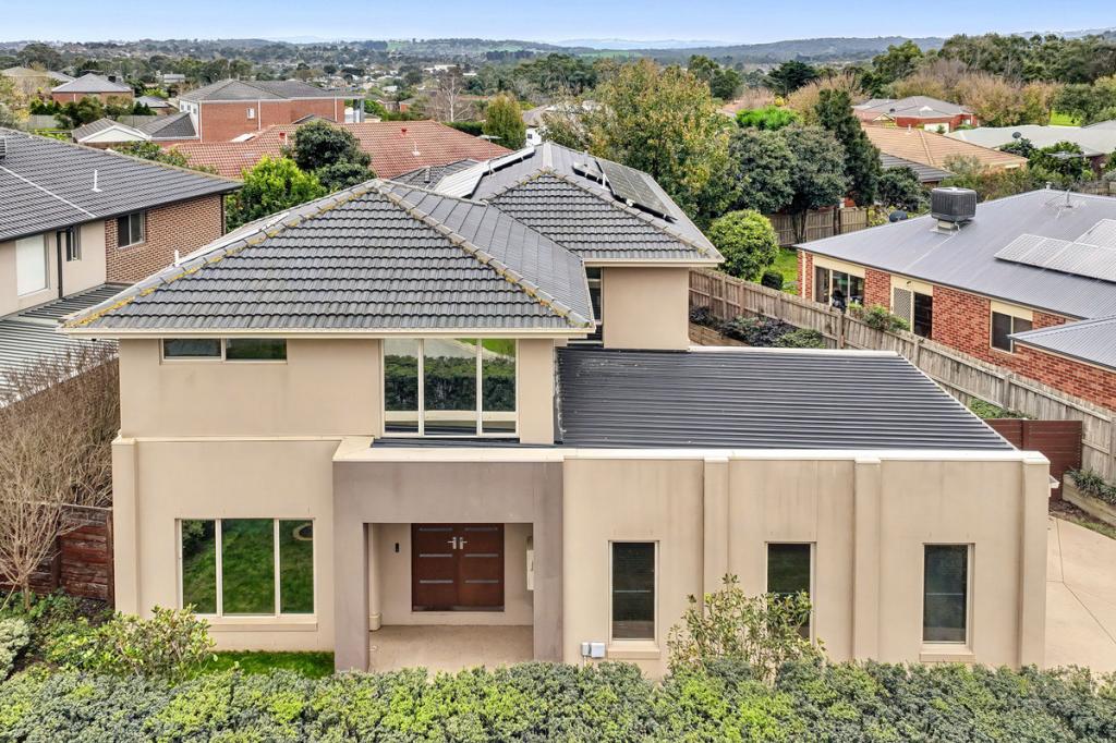 5 Redmore Ct, Berwick, VIC 3806