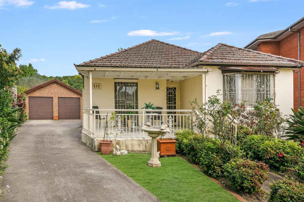 4 Lincoln St, Campsie, NSW 2194