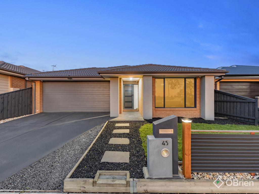 45 Brittle Gum Rd, Cranbourne East, VIC 3977