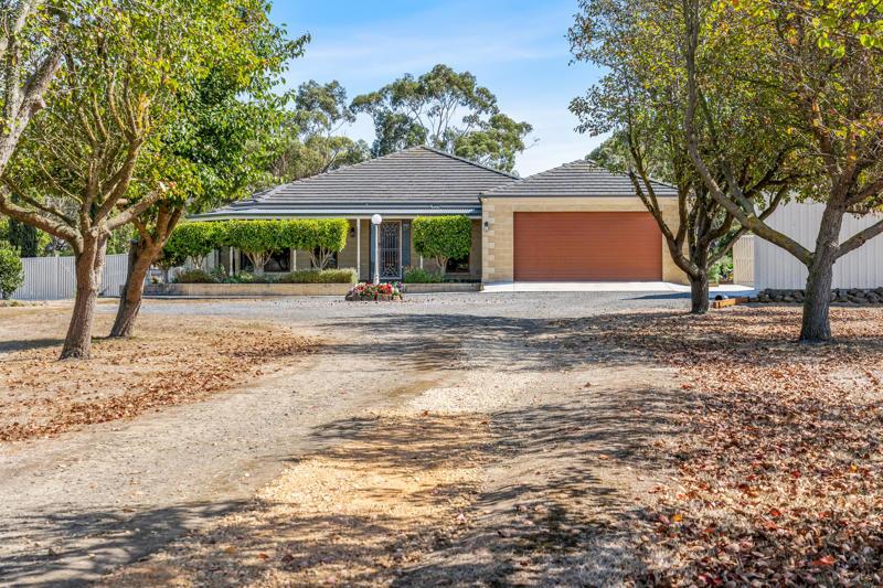 146 Russells Rd, Mailors Flat, VIC 3275