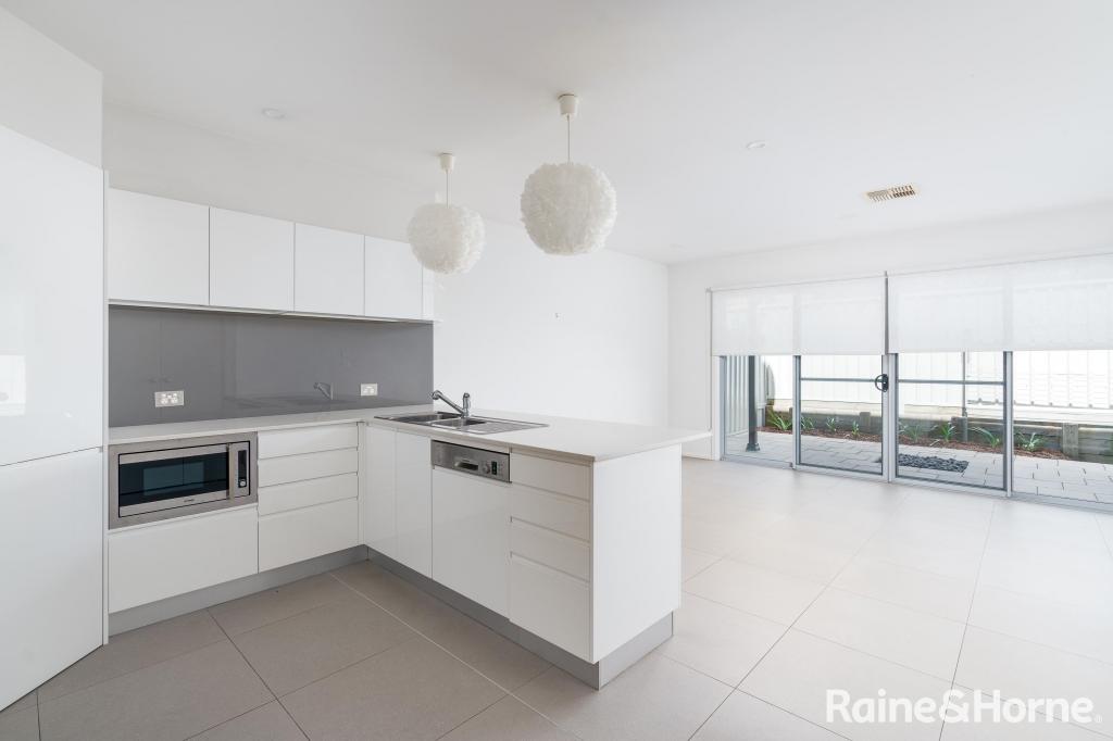 4/57 UNION ST, COOKS HILL, NSW 2300