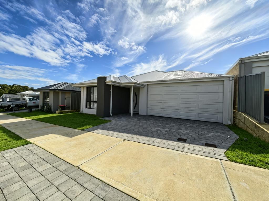 15 Bolsover St, Wellard, WA 6170