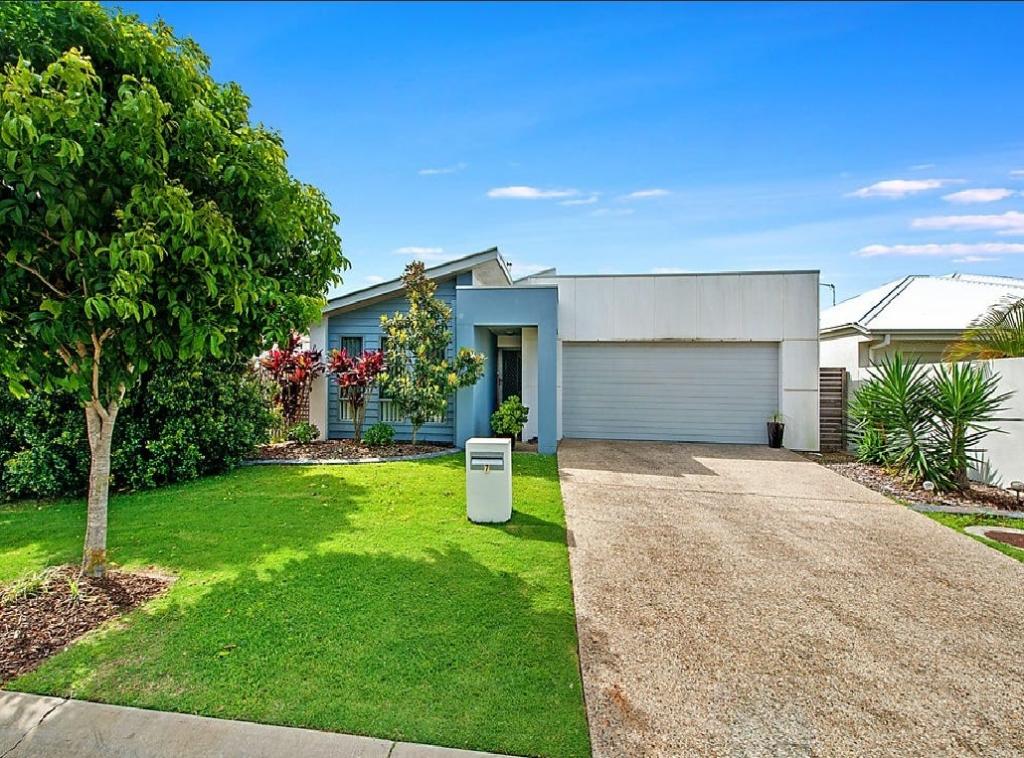 7 Mariner Ave, Hope Island, QLD 4212