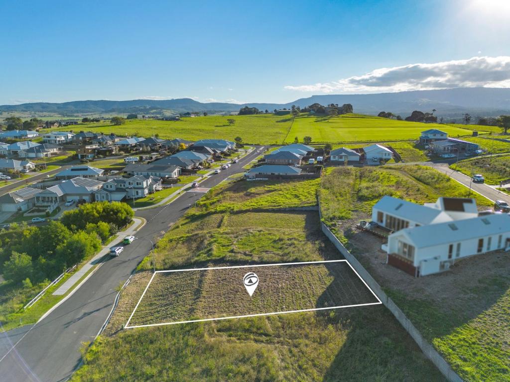 19 MYRTLE FOREST DR, MILTON, NSW 2538