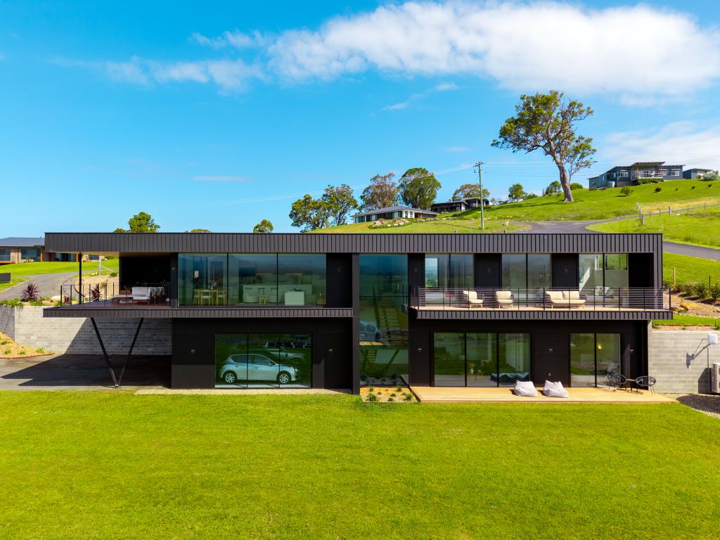 49 Wumbalwarra Dr, Bega, NSW 2550