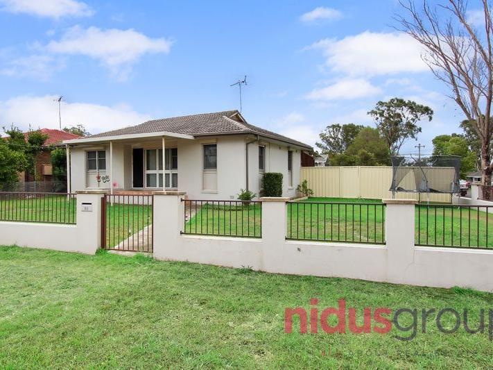 67 Marquesa Cres, Lethbridge Park, NSW 2770