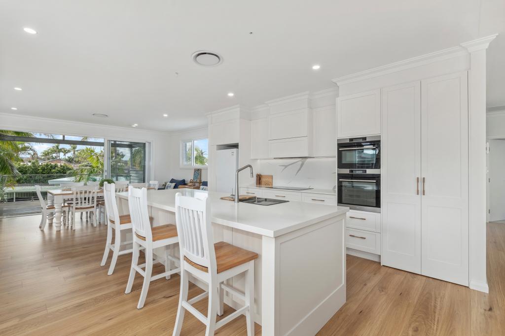 7 Weatherly Pde, St Huberts Island, NSW 2257