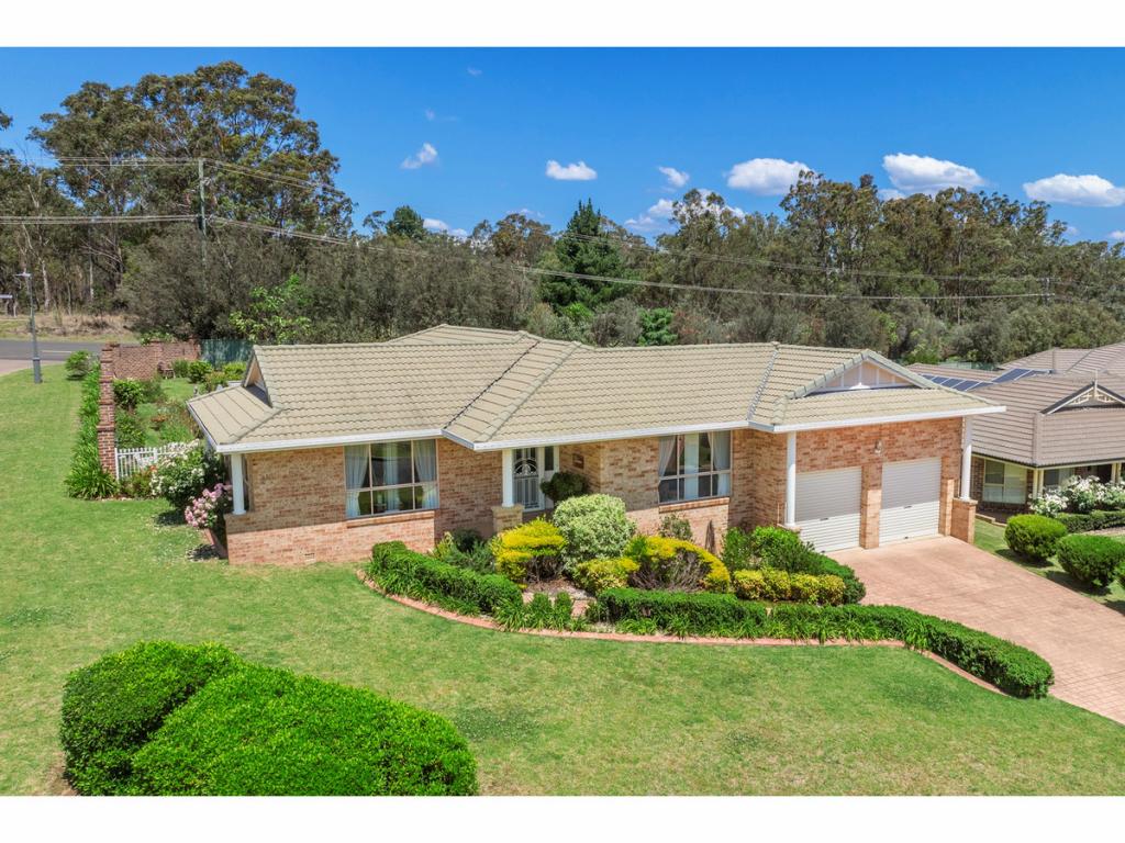 75 Norris Dr, Armidale, NSW 2350