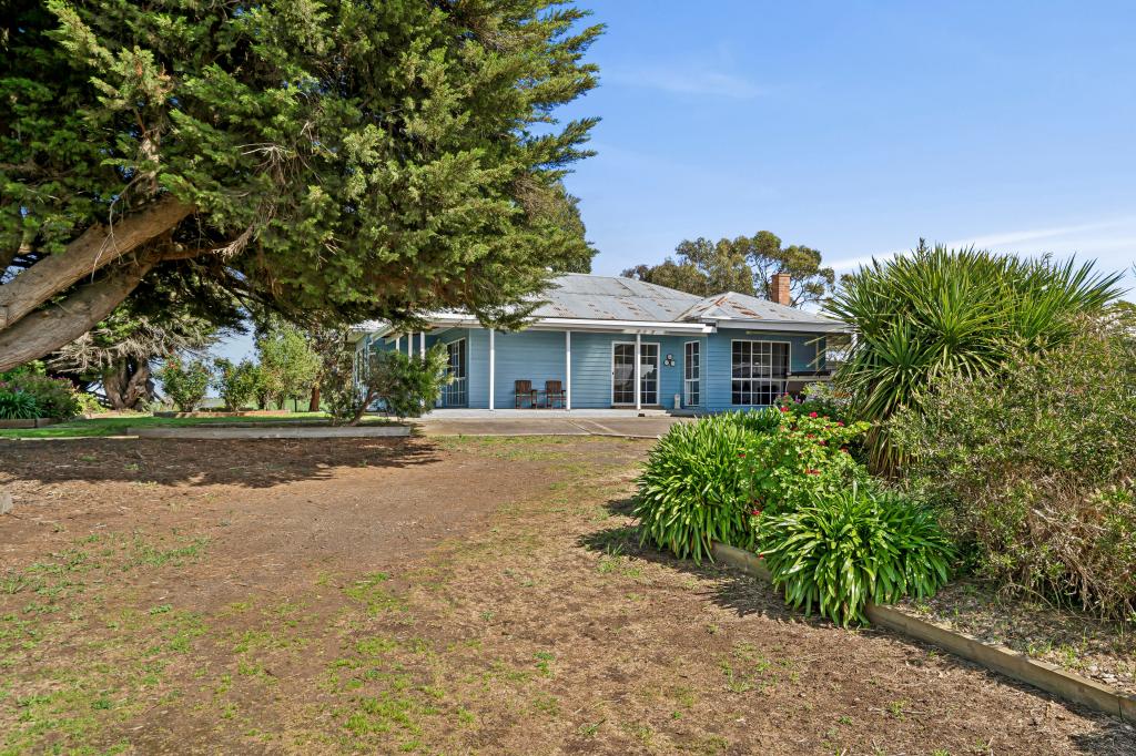 120 Lineens Rd, Corunnun, VIC 3249