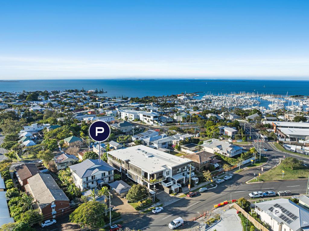 2/90 Ernest St, Manly, QLD 4179