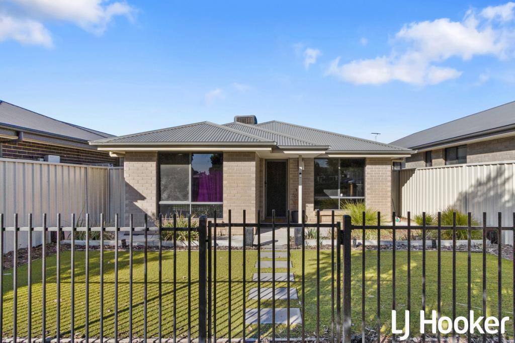 5 Almandine Lane, Munno Para West, SA 5115