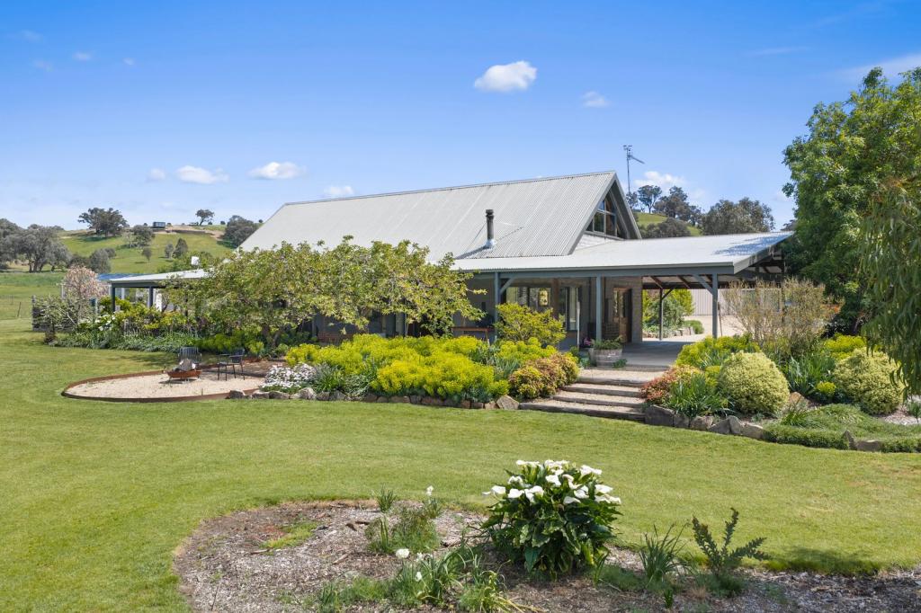 14 Campagnolos Rd, Mansfield, VIC 3722