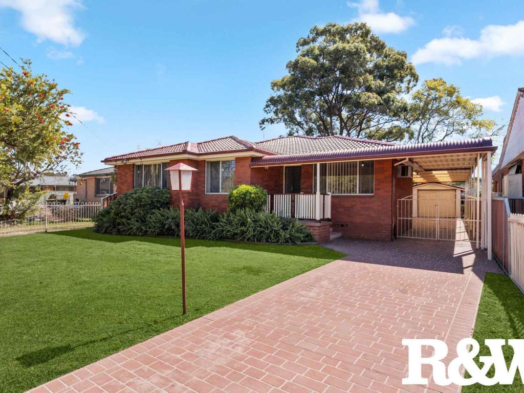 8 Westcombe Pl, Rooty Hill, NSW 2766