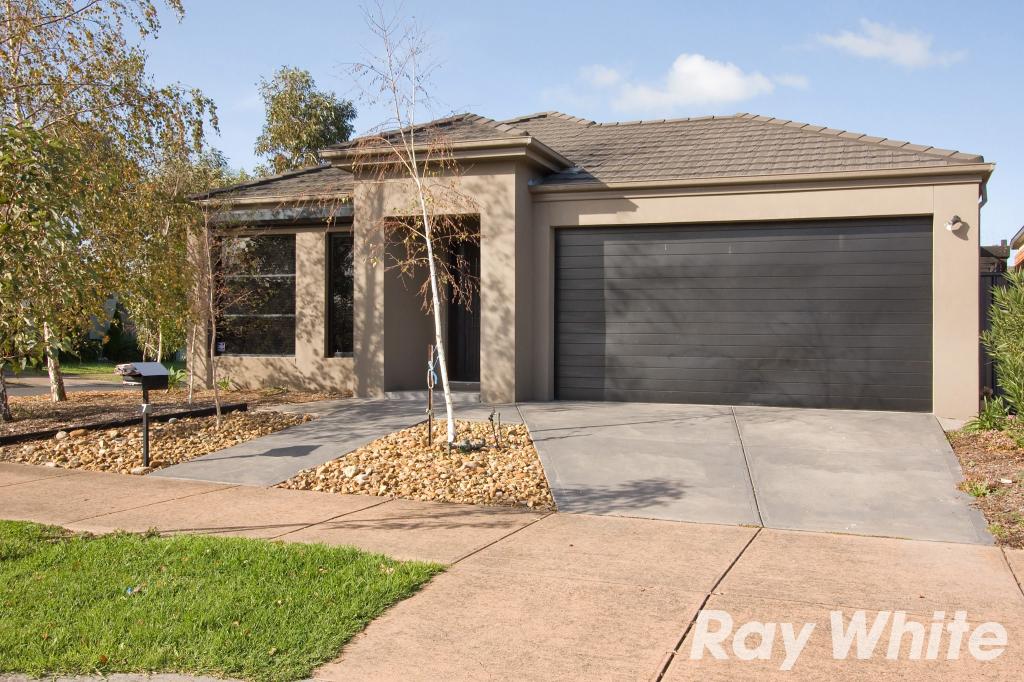 7 The Parkway, Pakenham, VIC 3810