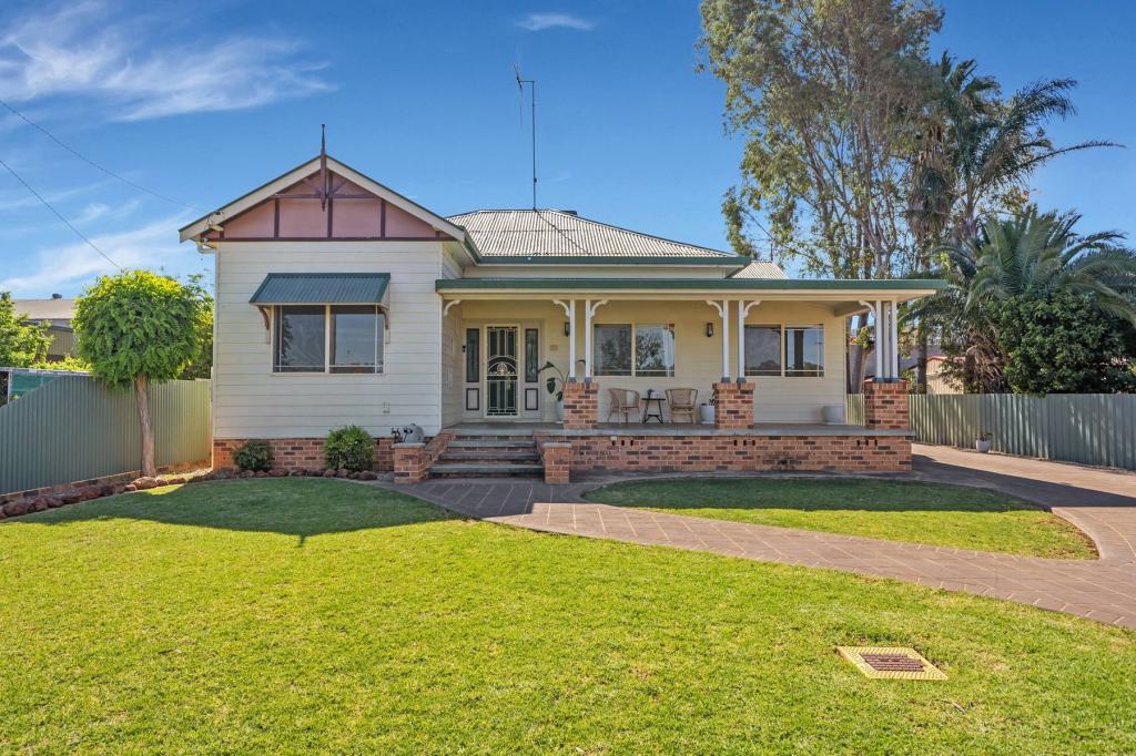 60 Station St, Parkes, NSW 2870