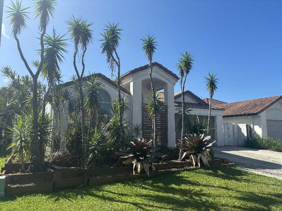 6 Coney Ct, Mountain Creek, QLD 4557