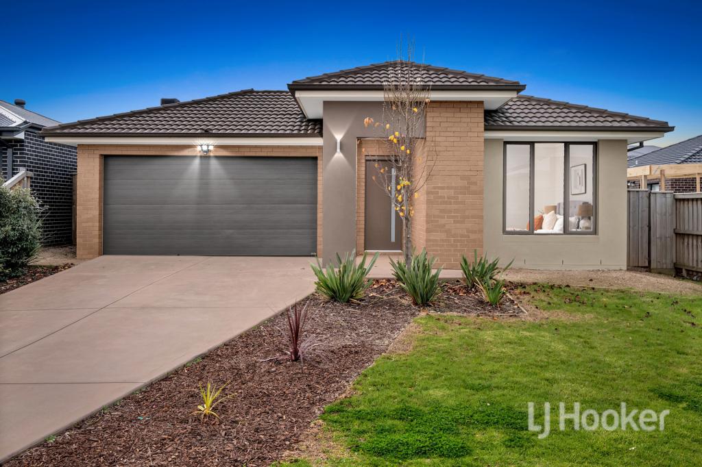 14 BERYL CRES, GREENVALE, VIC 3059