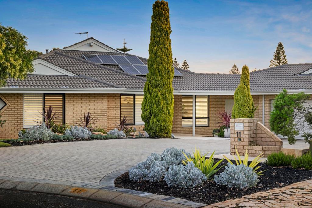 11 Bronte Cl, Kallaroo, WA 6025