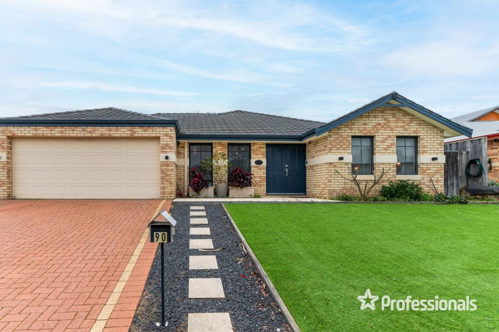 90 PINEGROVE DR, ELLENBROOK, WA 6069