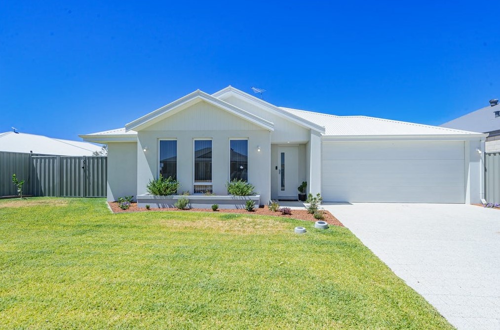 1 Triflora Way, Byford, WA 6122