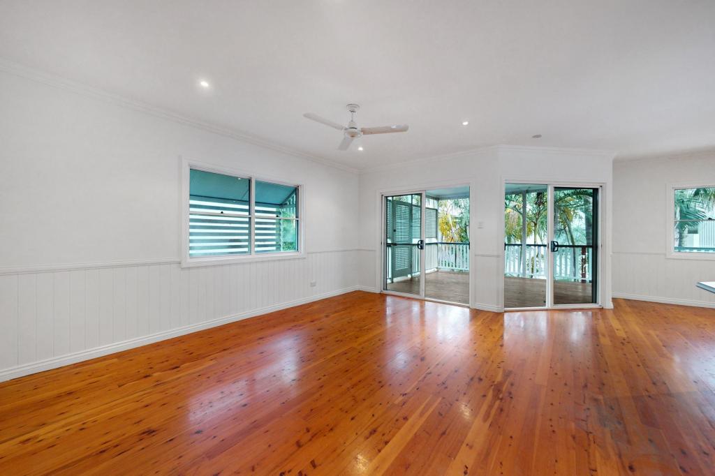 117 Railway Pde, Norman Park, QLD 4170