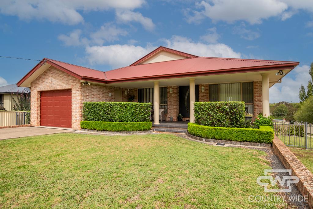 16 Bates Ave, Glen Innes, NSW 2370