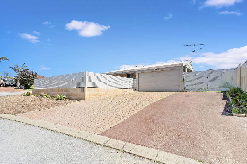 24 Muntries Pl, Halls Head, WA 6210
