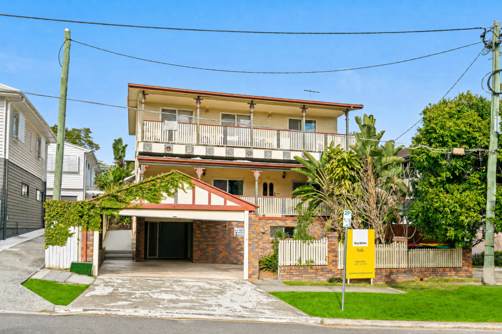 69 Donald St, Camp Hill, QLD 4152