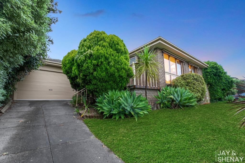 14 Johnson Pl, Endeavour Hills, VIC 3802