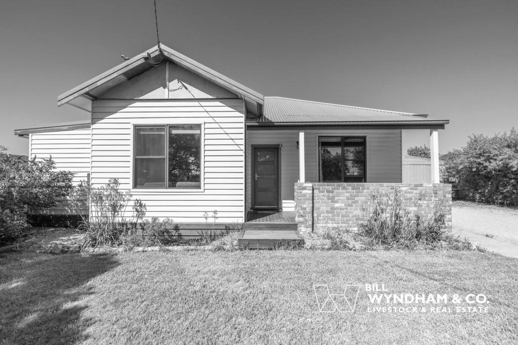 62 Great Alpine Rd, Lucknow, VIC 3875