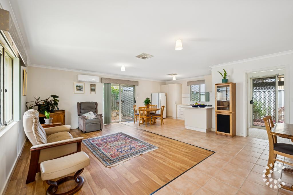 4/10 Brindle St, Coolbellup, WA 6163