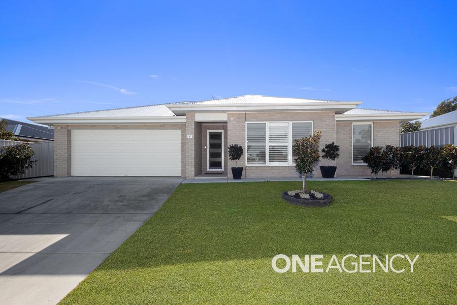 2 Wiveon St, Gobbagombalin, NSW 2650