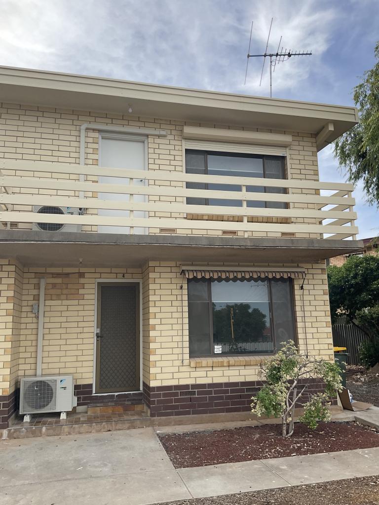 4/4 Buckingham Dr, Salisbury East, SA 5109