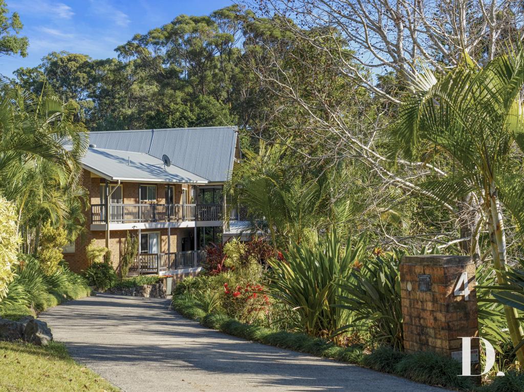 4 Pont Cl, Emerald Beach, NSW 2456