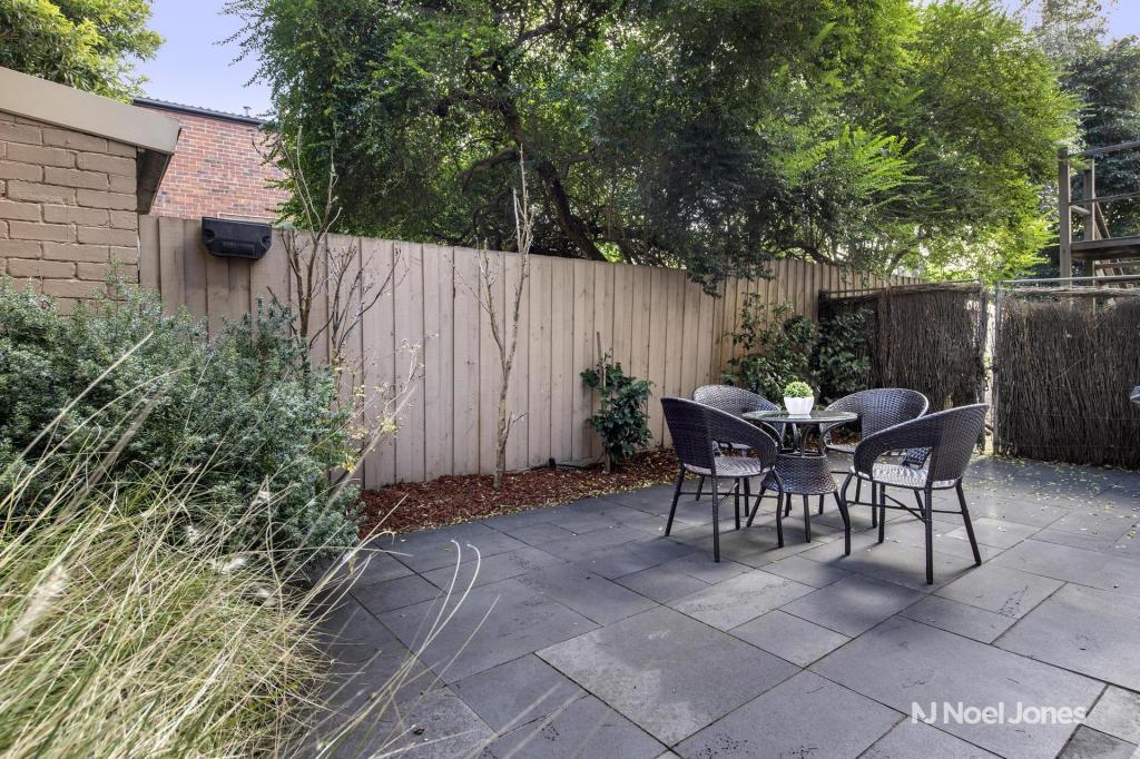 2/1 Linton Ct, Hawthorn East, VIC 3123