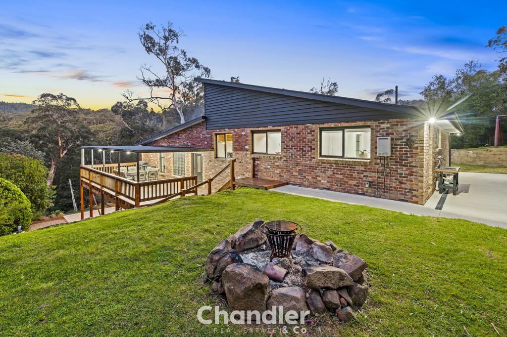 10 Banool Rd, Selby, VIC 3159