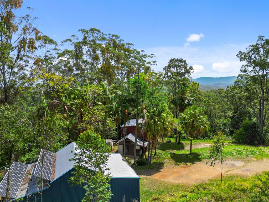 102 Wild Rd, Crohamhurst, QLD 4519