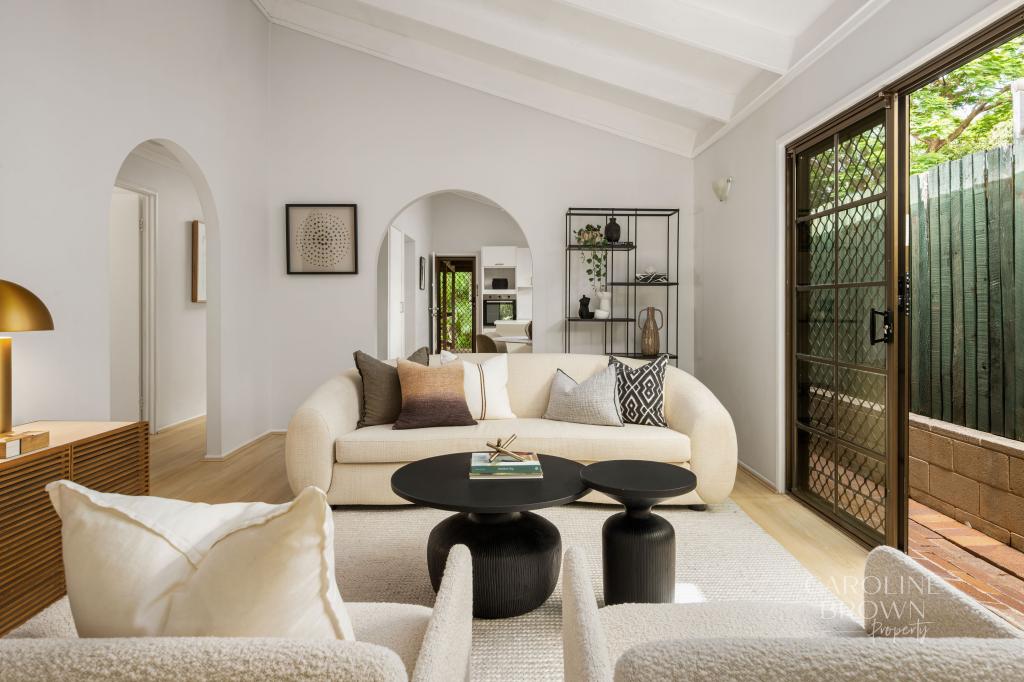 21 Beatrice St, Bardon, QLD 4065