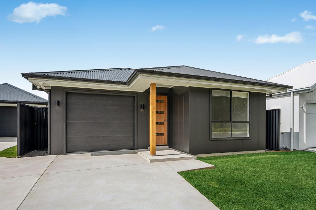 21 Solomon Dr, Lake Cathie, NSW 2445