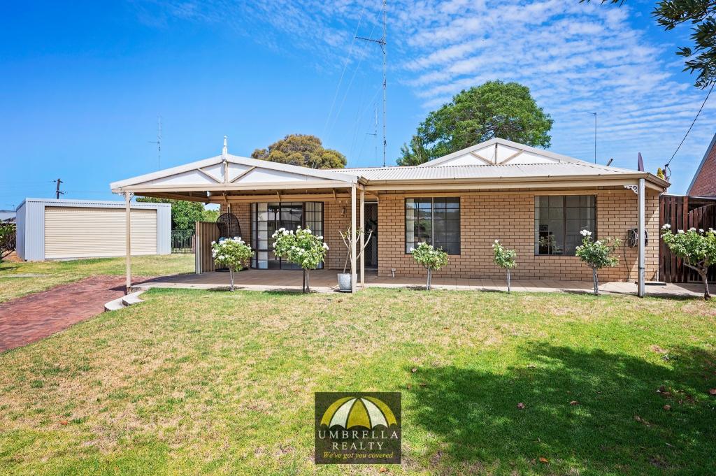 13 Lyons Way, Harvey, WA 6220